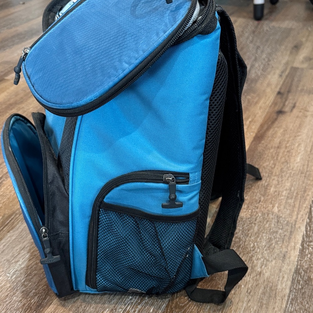 RTIC Blue Backpack Cooler - Picture 4 of 5